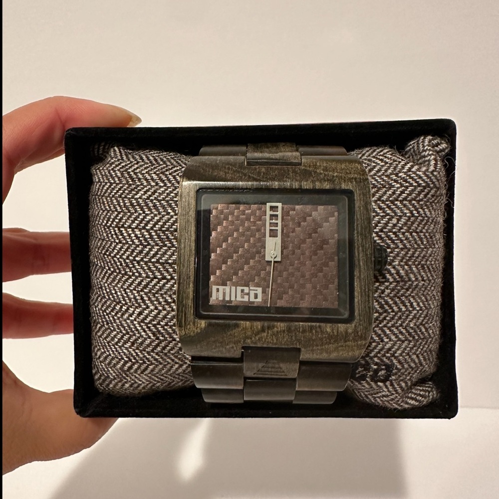 Mica Watch